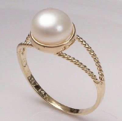 PEARL RING